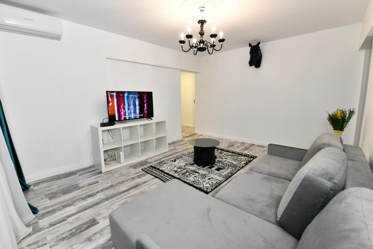 Transilvania Apartament Apartment บูคาเรสต์ ภายนอก รูปภาพ